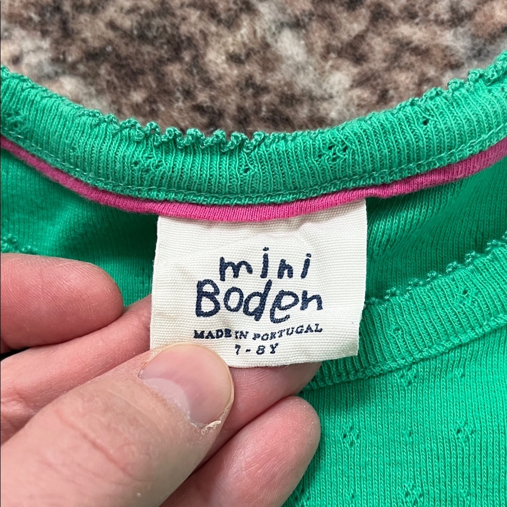 Mini Boden Scalloped Girls Green Short sleeved T-Shirt - Picture 2 of 3